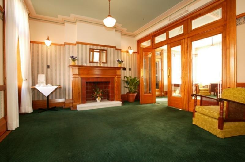 Hotel Gosford Esterno foto